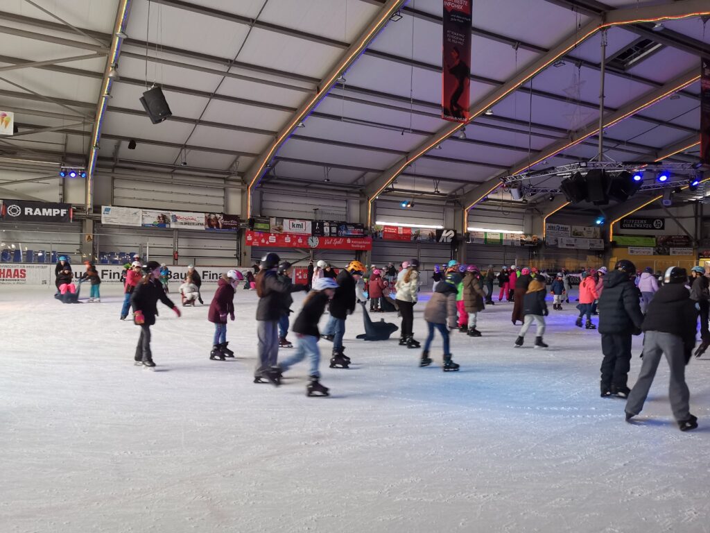 Wintersporttag Eishalle 1